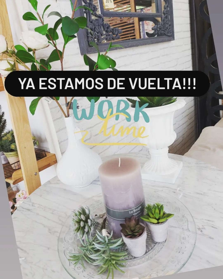 Ya estamos de vuelta! Recuerda que esta semana sólo estamos hasta el viernes de 10.00 a 13.30. La semana que viene ya hacemos horario normal. 😉. . #halsonmobles #elpratdellobregat #baixllobregat #barcelona #bedifferent #estilonordico #elpratcomerç #estiloindustrial #recibirencasa #teletrabajo #decoracion #decolovers #despacho #decohome #decoracioninteriores #ambientes #armariosamedida #cojines #cabezalestapizados #muebleauxiliar #muebleromántico #muebleamedida